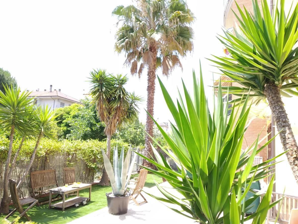 Casa Giardino Lejlighed San Benedetto del Tronto Eksteriør billede
